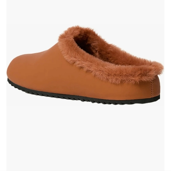 New WeWoreWhat Vegan Leather Camel Clogs Size 9 New In Box - Picture 6 of 6